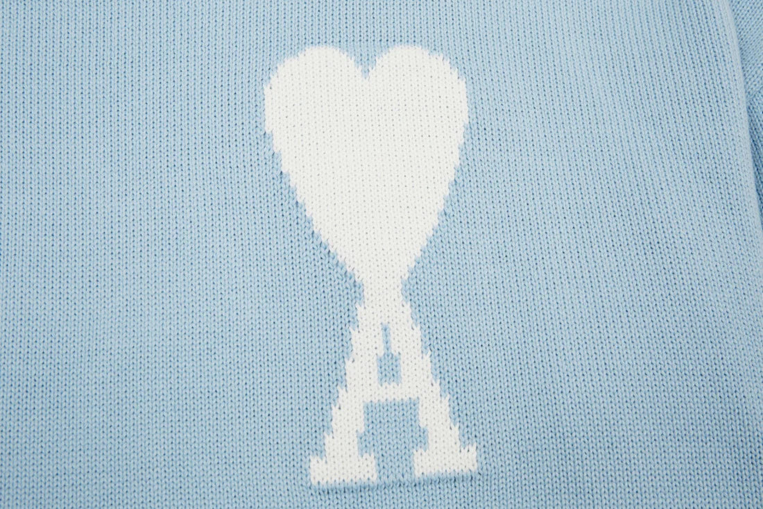 "Heart" Sweater Babyblue (UNISEX)